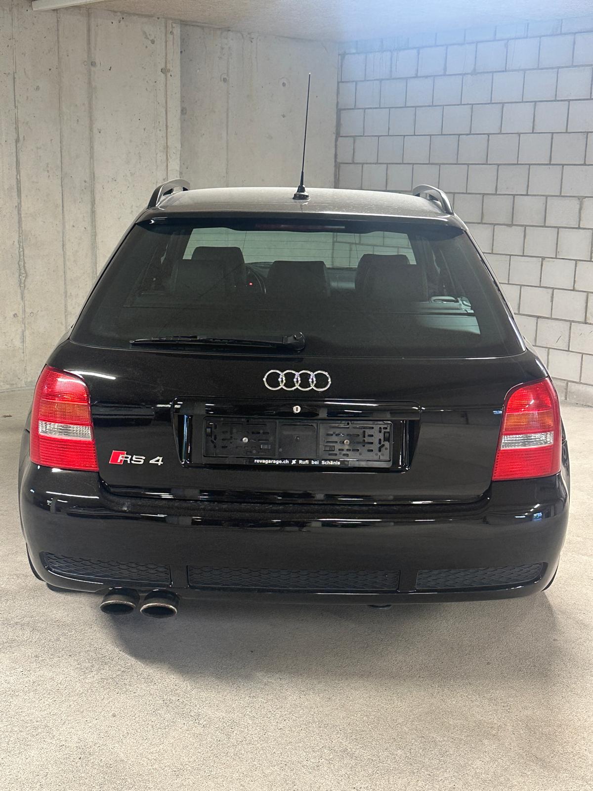 AUDI RS4 Avant quattro-image-1