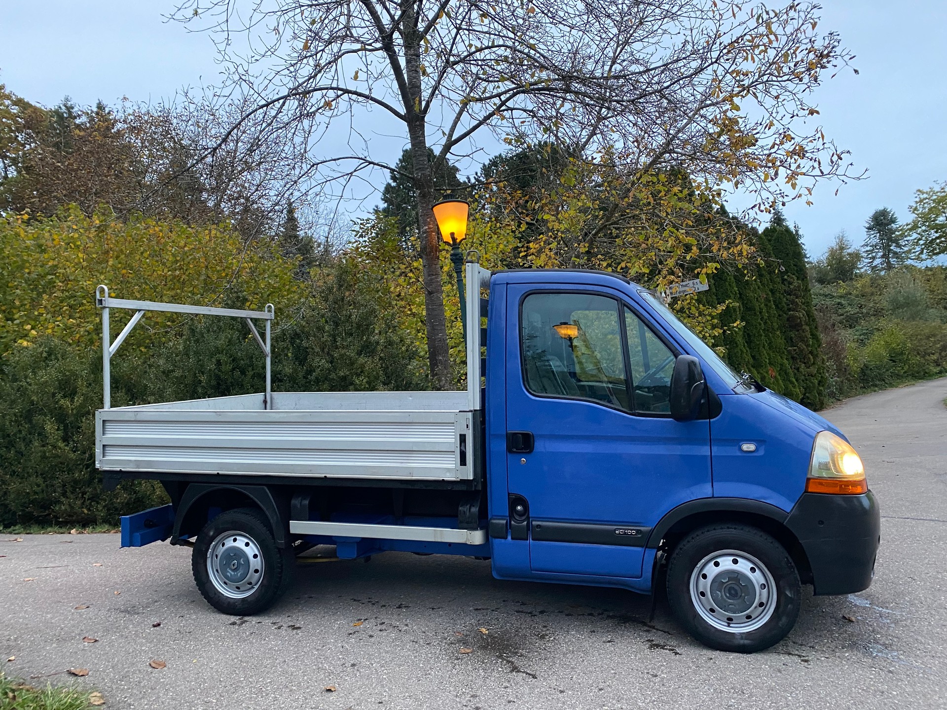 RENAULT Master T28 2.5dCi L1H1-showroom-element-2