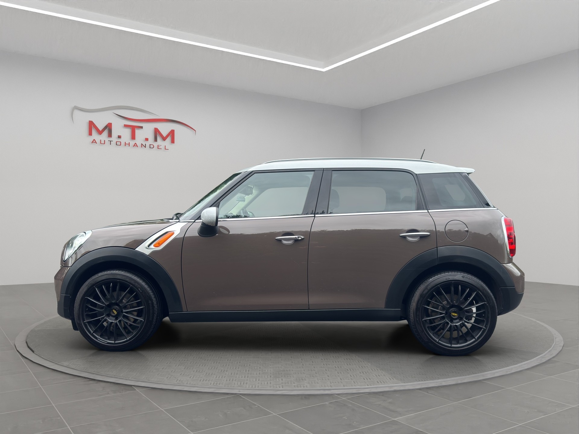 MINI Countryman Cooper D ALL4 Steptronic-image-4