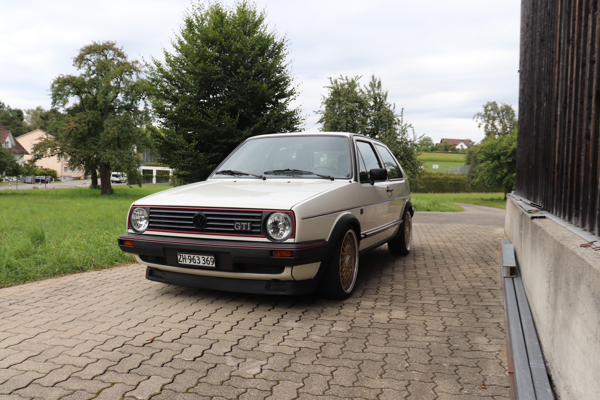 VW Golf 1800 GTI-image-6