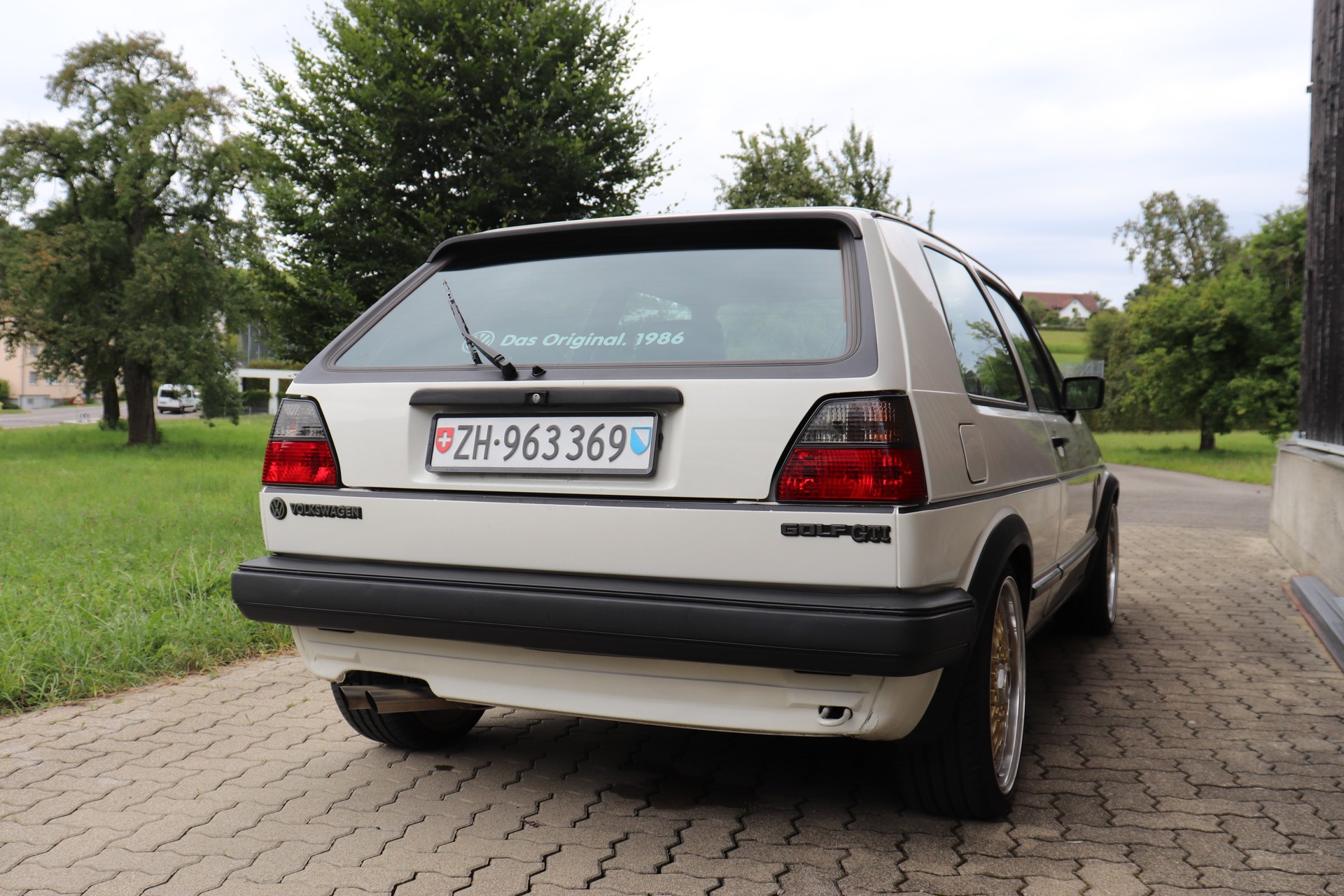 VW Golf 1800 GTI-image-15