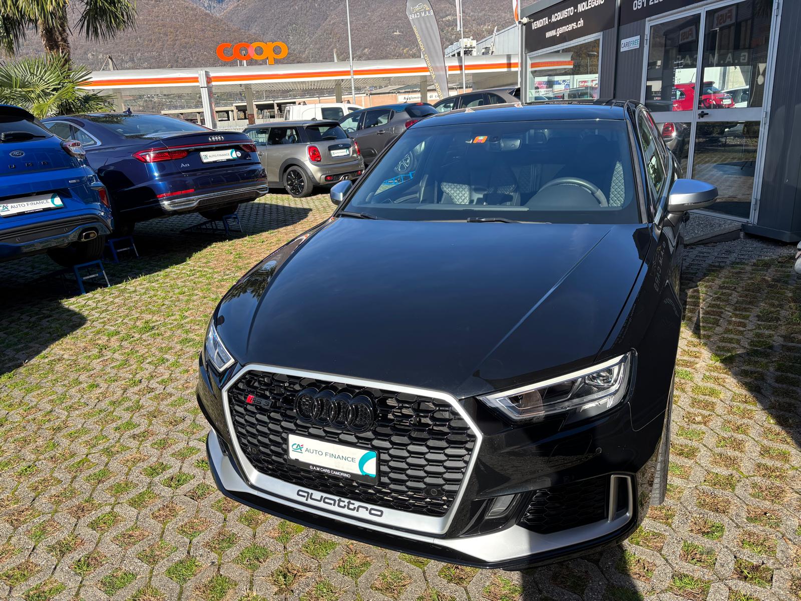 Car photo