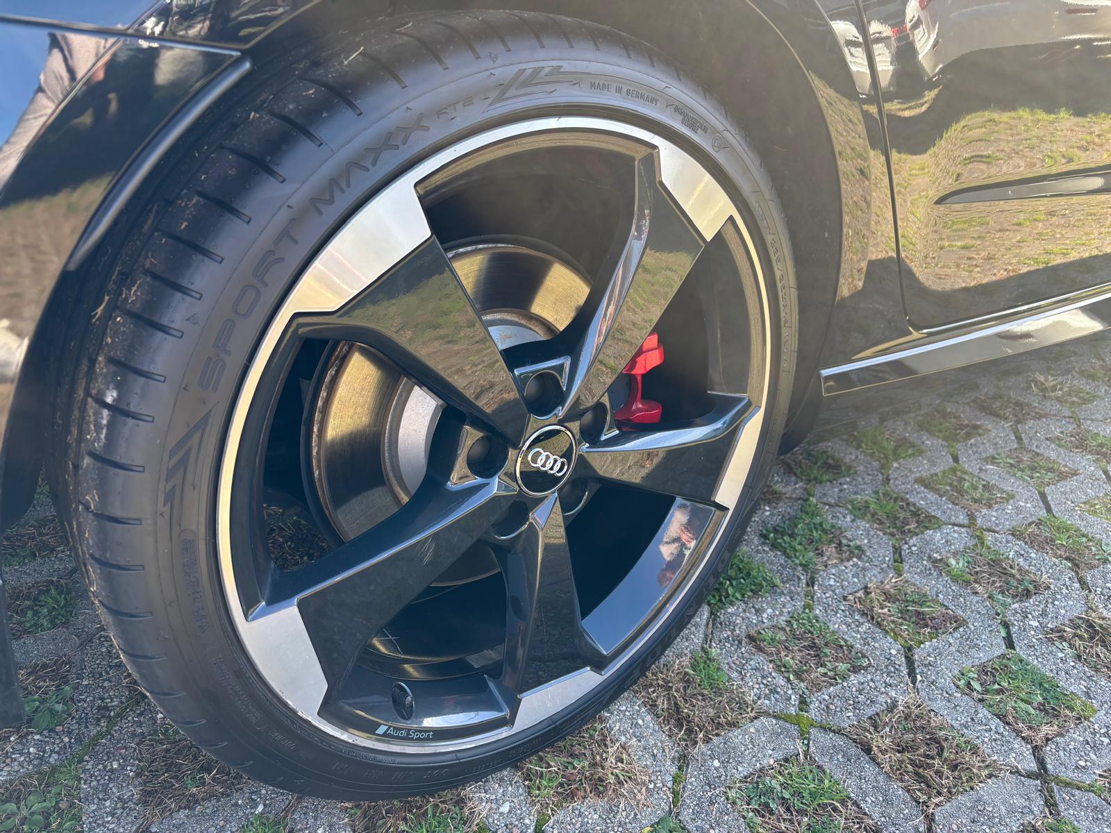 AUDI RS3 Sportback 2.5 TSI quattro S-tronic-image-8