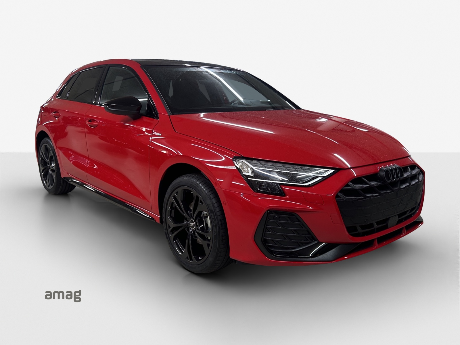 AUDI A3 Sportback TFSI 110 kW S line Attraction S tronic-image-5