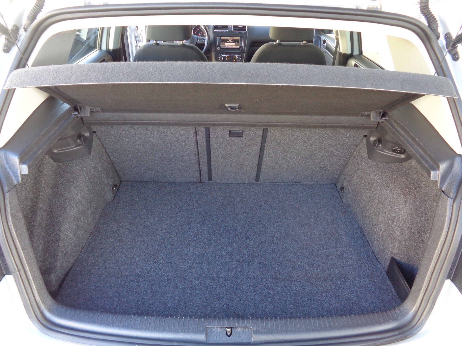 VW Golf 1.4 TSI Team DSG-image-8