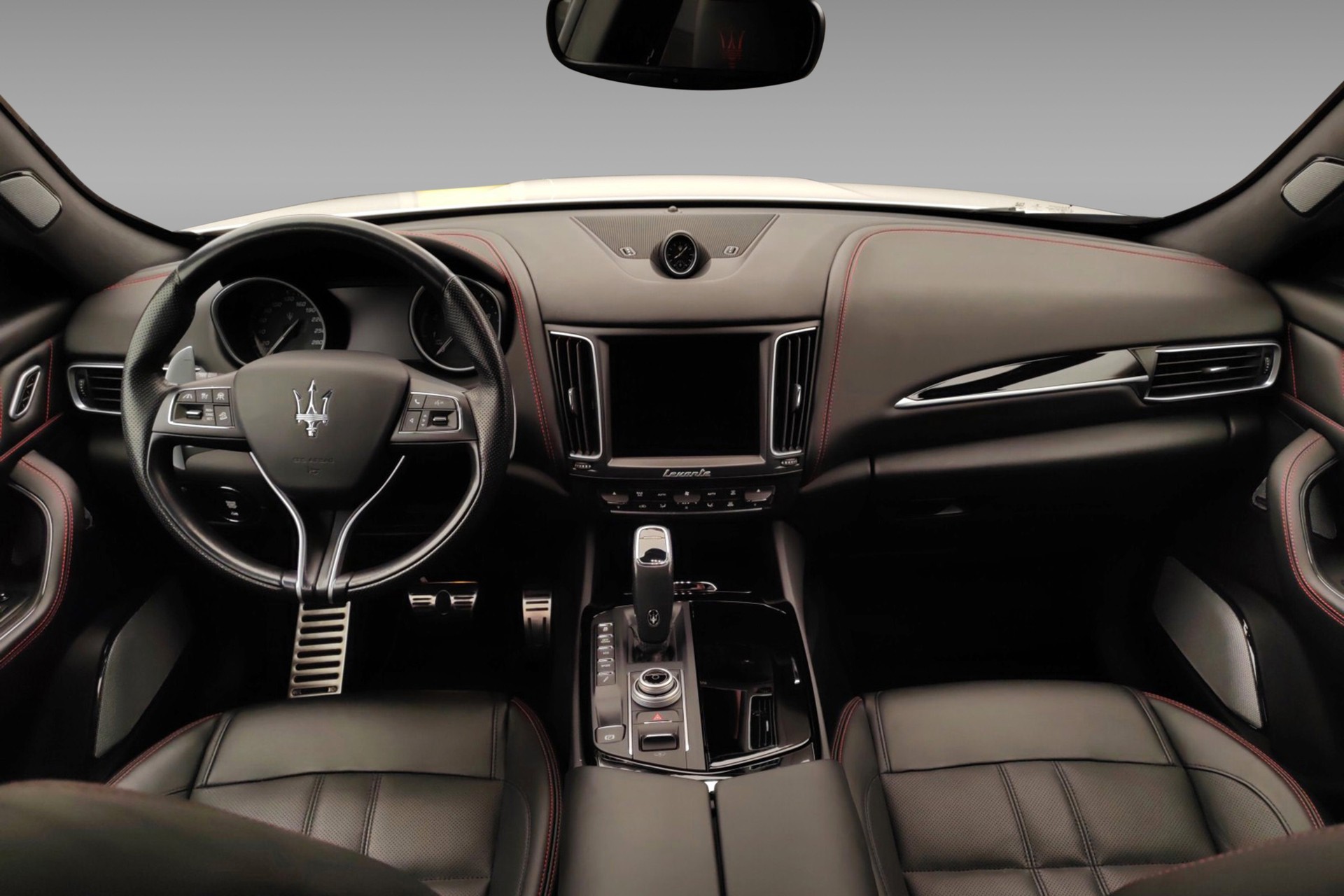 MASERATI Levante 3.0 V6 GranSport Automatica-image-11