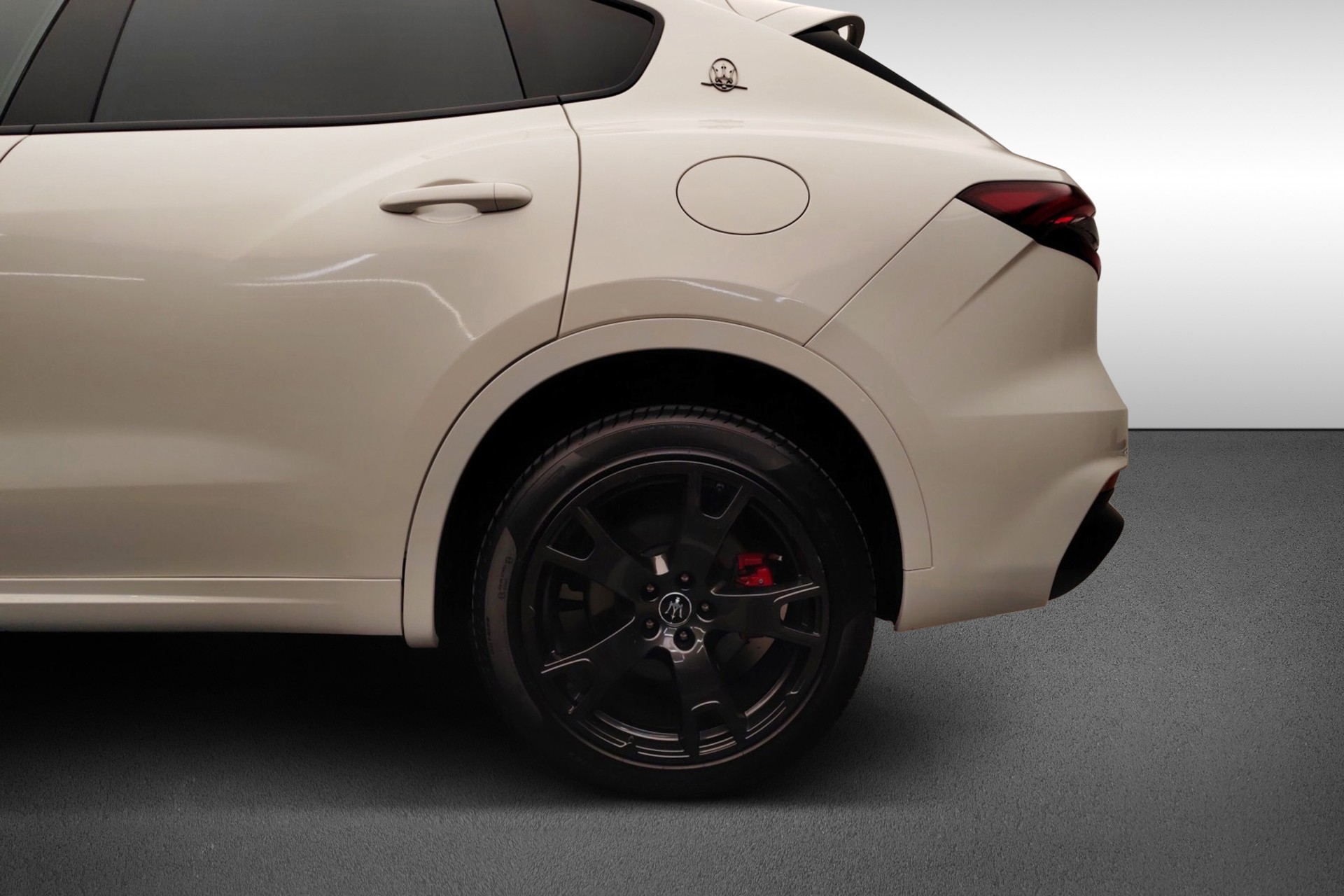 MASERATI Levante 3.0 V6 GranSport Automatica-image-8