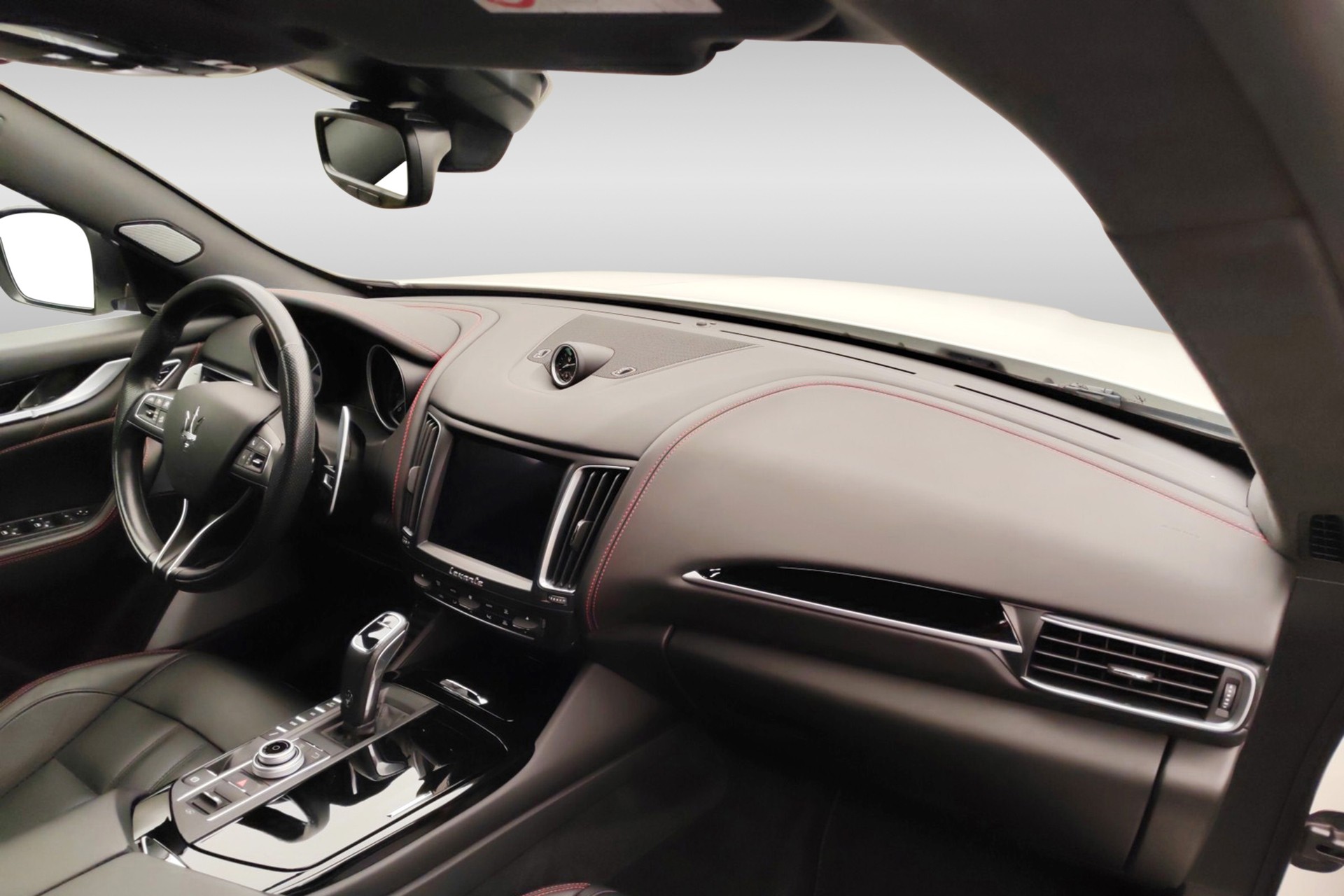 MASERATI Levante 3.0 V6 GranSport Automatica-image-13