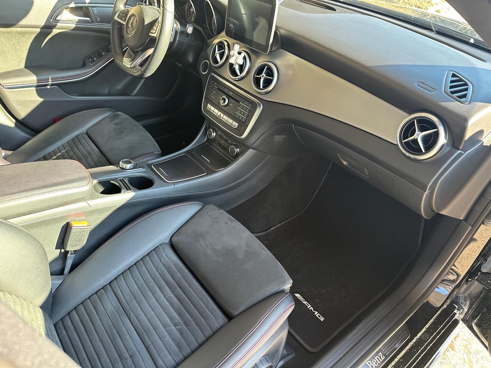 MERCEDES-BENZ CLA Shooting Brake 220 AMG Line 4Matic 7G-DCT-image-8