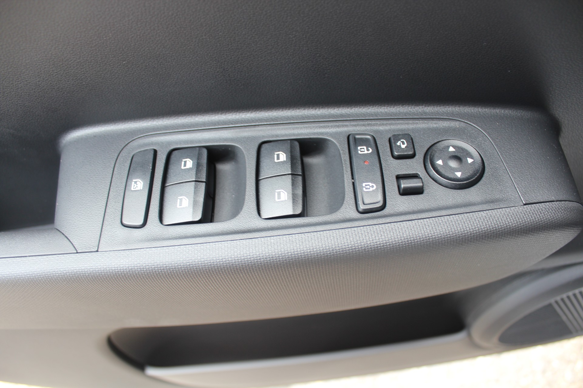 HYUNDAI Inster 49kWh Origo-image-19