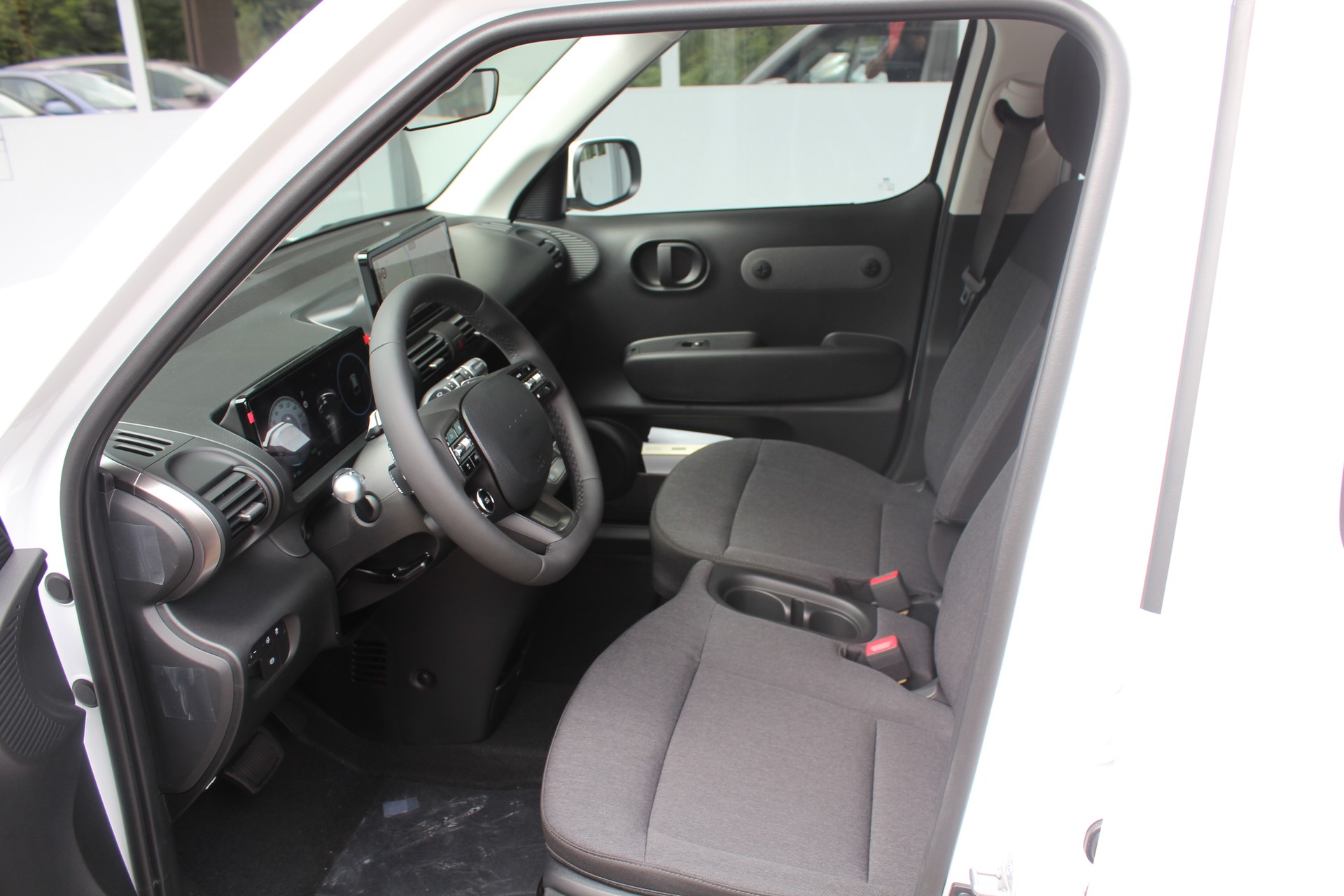 HYUNDAI Inster 49kWh Origo-image-9