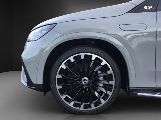 MERCEDES-BENZ EQE SUV 500 4 M Exe. Ed.-image-12