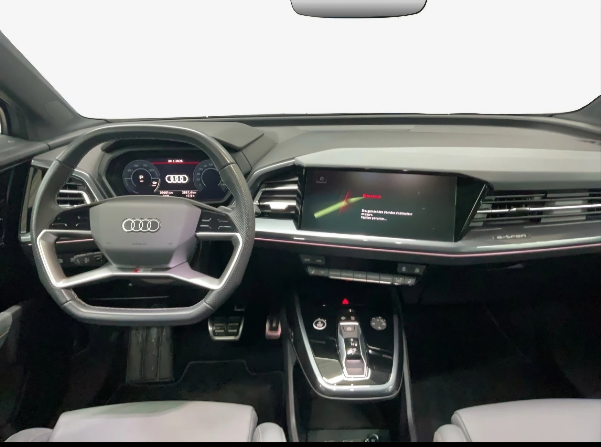 AUDI Q4 e-tron 50 quattro-image-4