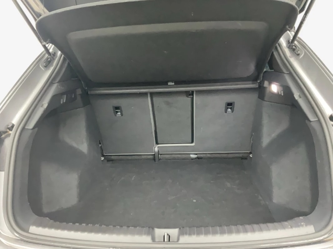 AUDI Q4 e-tron 50 quattro-image-5