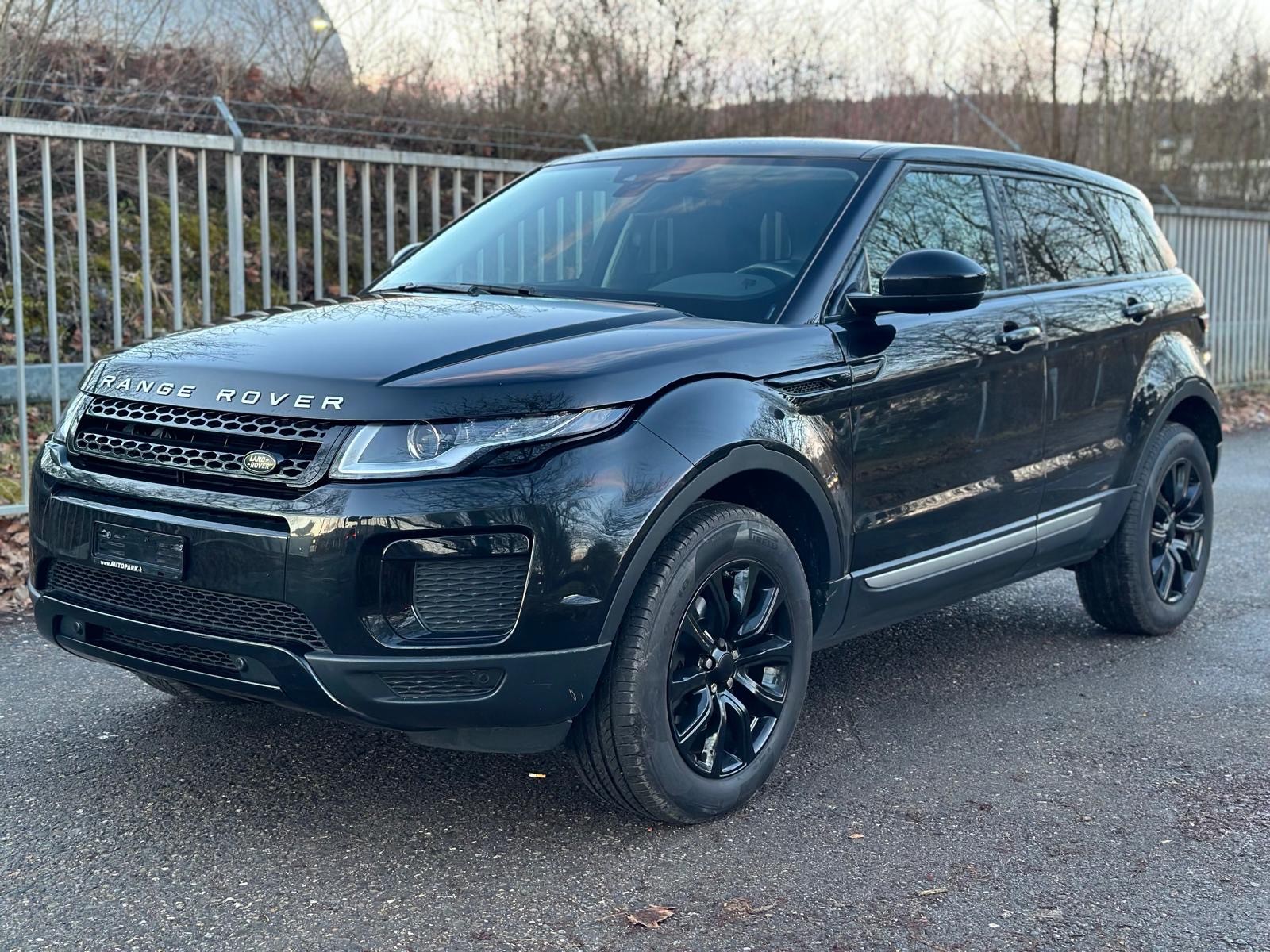 LAND ROVER Range Rover Evoque 2.0 TD4 SE Dynamic AT9-image-2