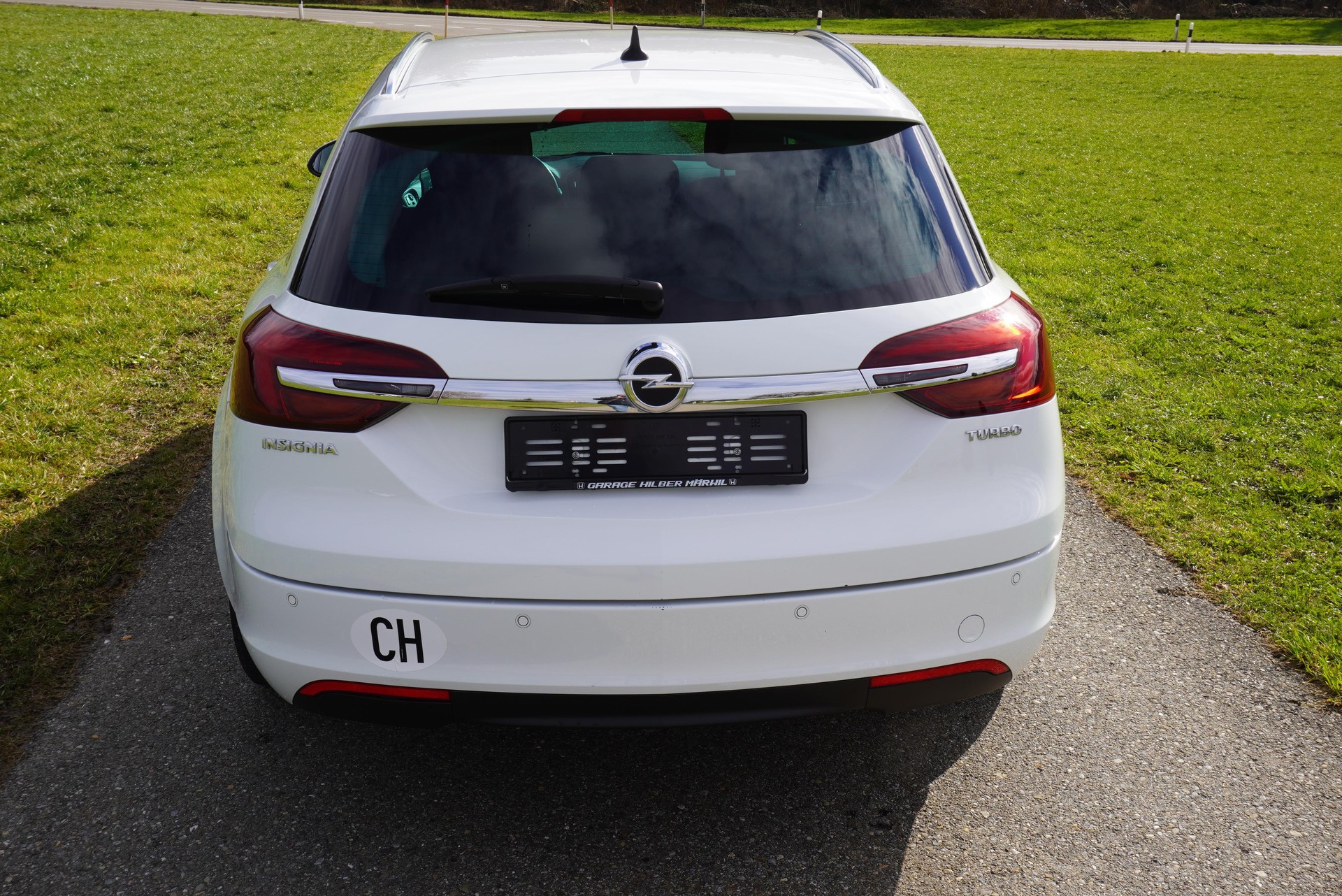 OPEL Insignia Sports Tourer 1.6 T Edition-image-5