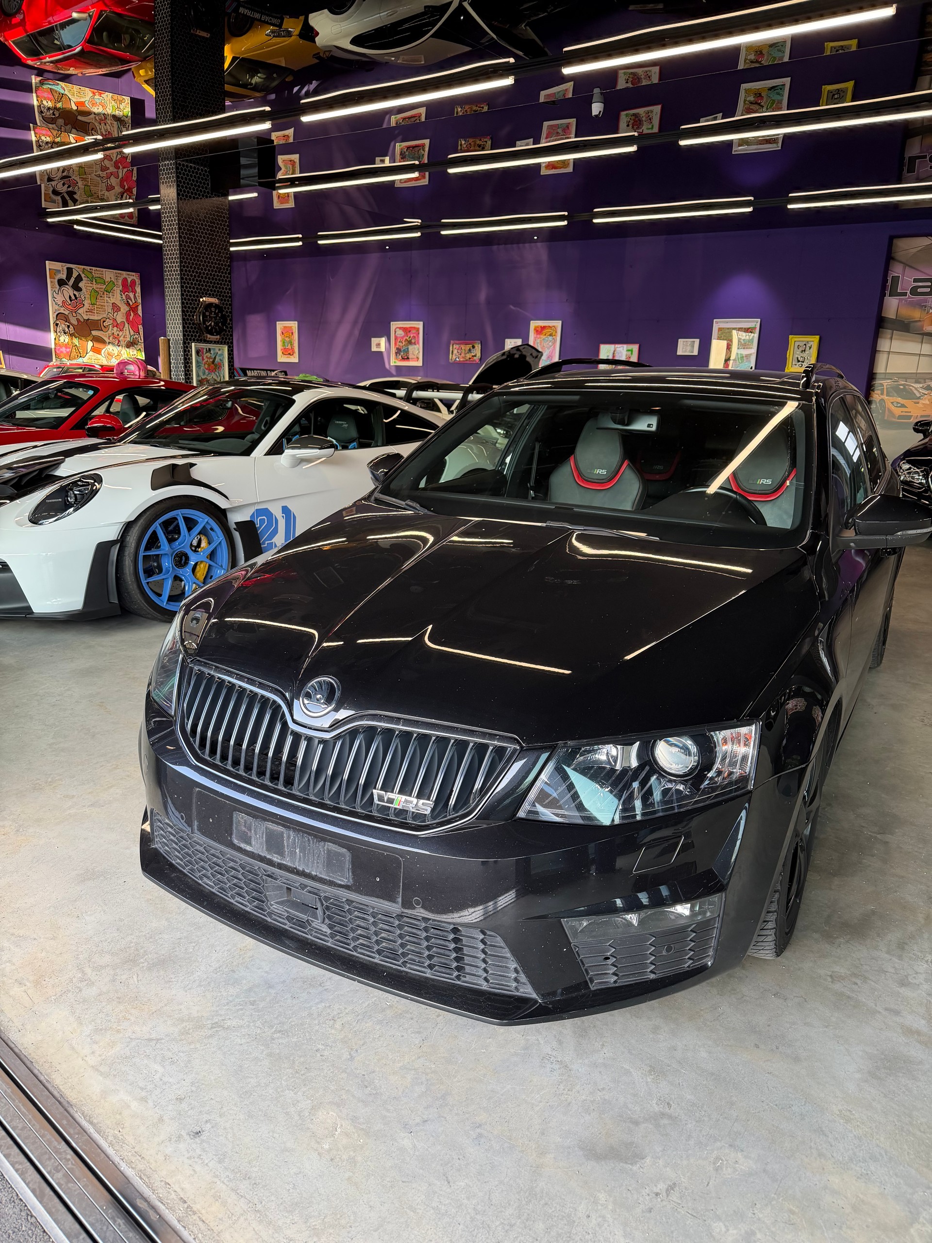 SKODA Octavia Combi 2.0 TSI RS 230 DSG-image-0