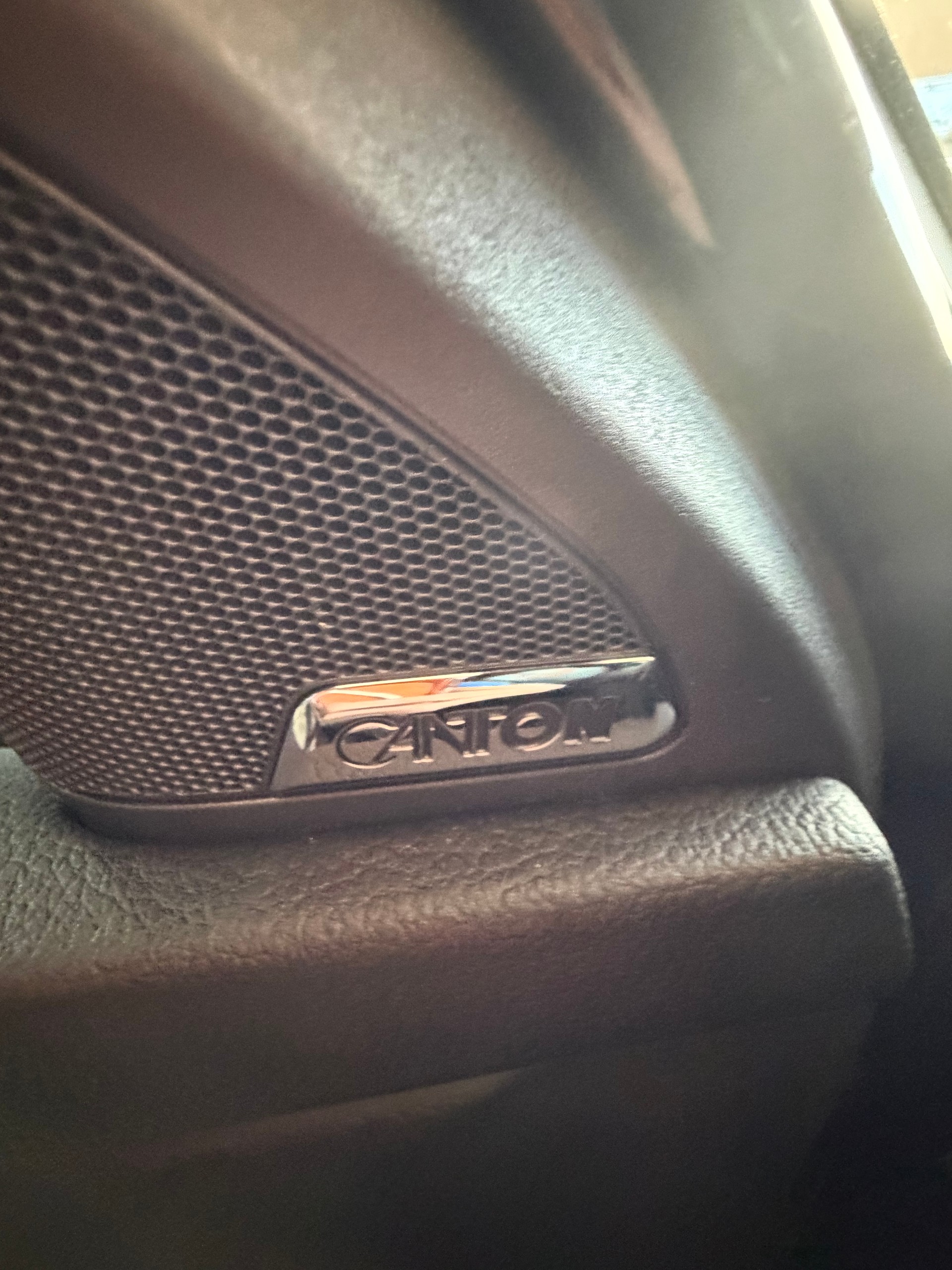 SKODA Octavia Combi 2.0 TSI RS 230 DSG-image-6