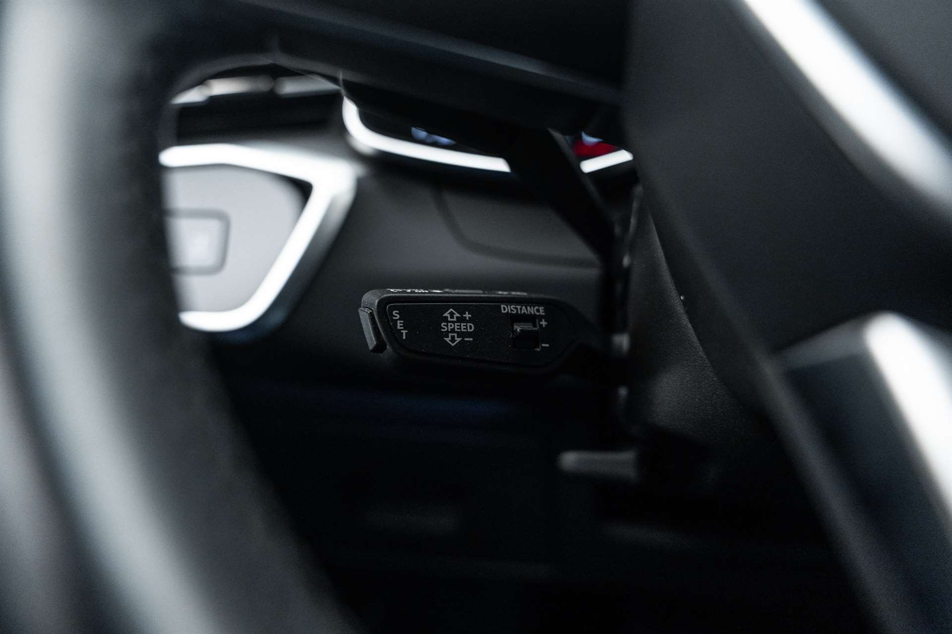 AUDI A6 Avant 40 TDI Sport quattro S-tronic-image-18