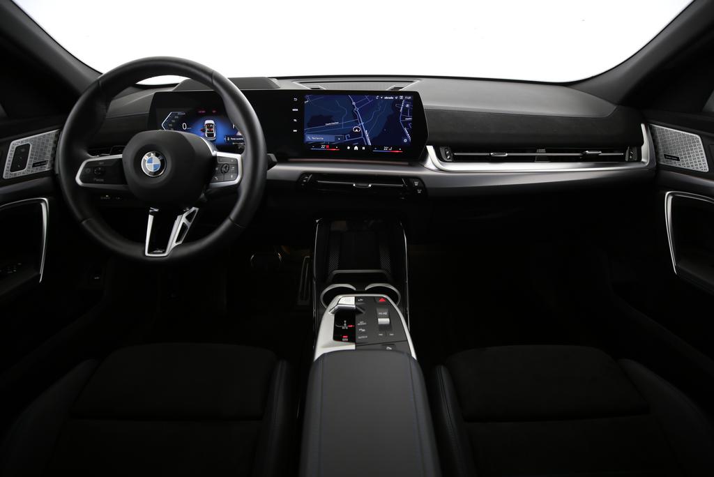 BMW X2 20d xDrive-image-4