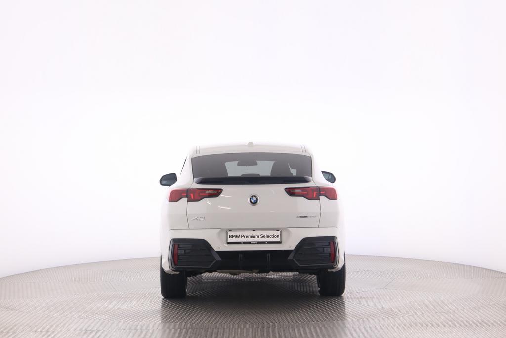 BMW X2 20d xDrive-image-11
