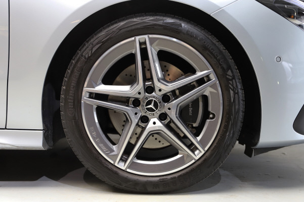 MERCEDES-BENZ CLA SB 220 d 8G-image-12