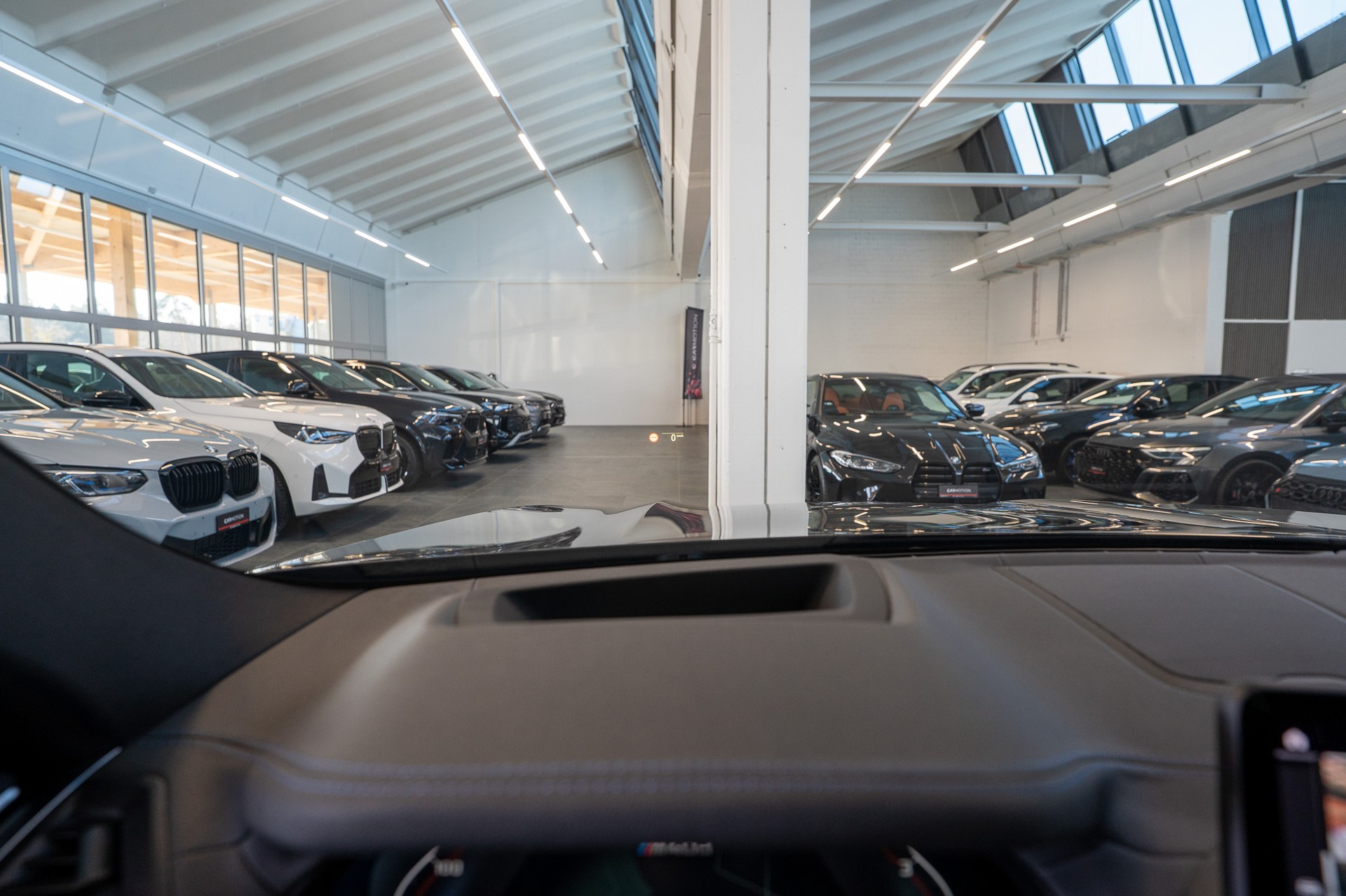 BMW X4 M40d / 360°Kamera / HeadUp / Anhängerkupplung-image-21