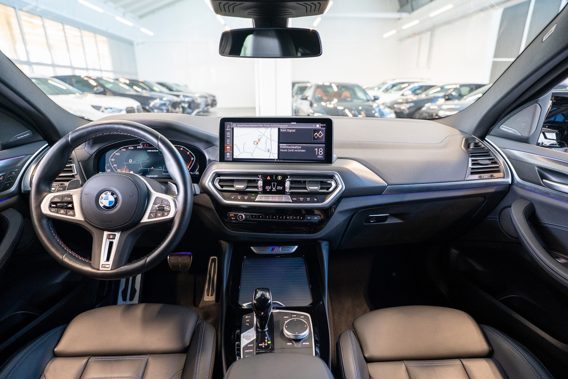 BMW X4 M40d / 360°Kamera / HeadUp / Anhängerkupplung-image-17