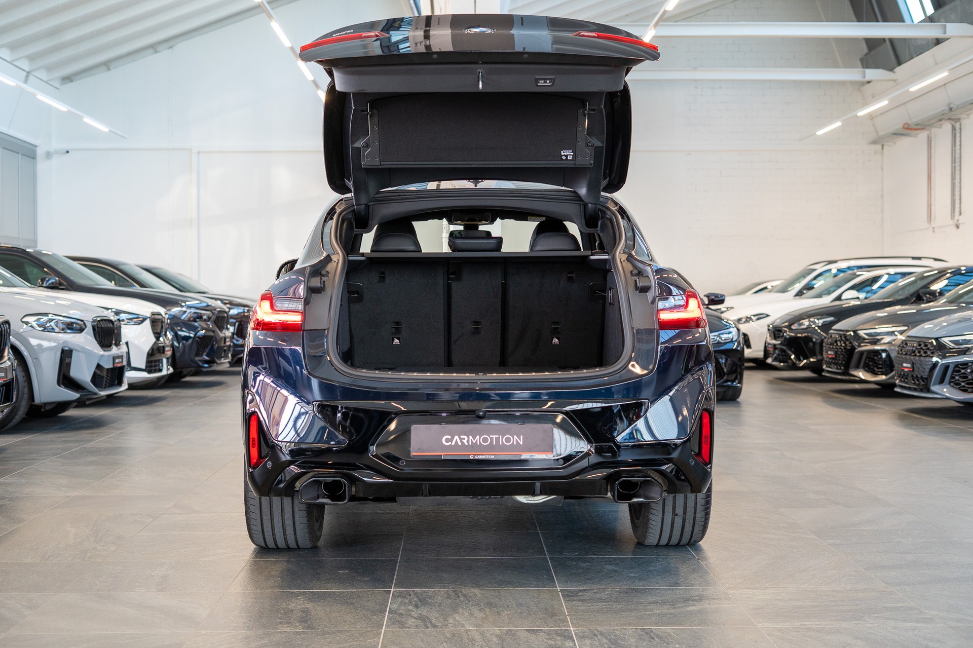 BMW X4 M40d / 360°Kamera / HeadUp / Anhängerkupplung-image-6