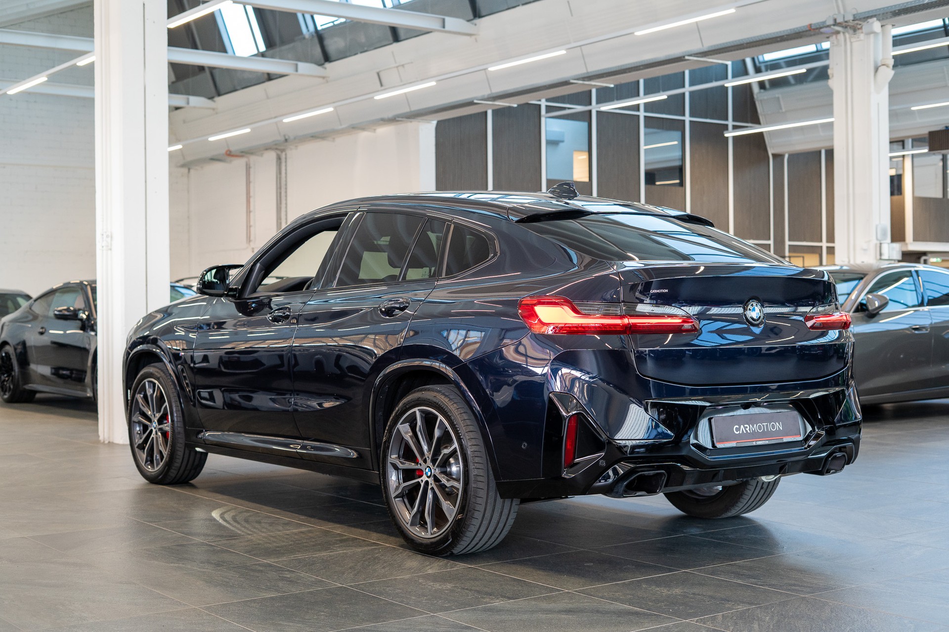 BMW X4 M40d / 360°Kamera / HeadUp / Anhängerkupplung-image-7