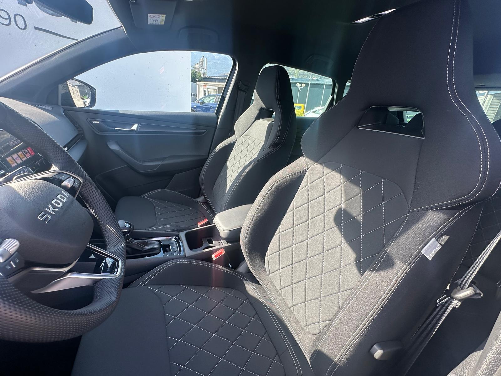SKODA Karoq 1.5 TSI SportLine DSG-image-7