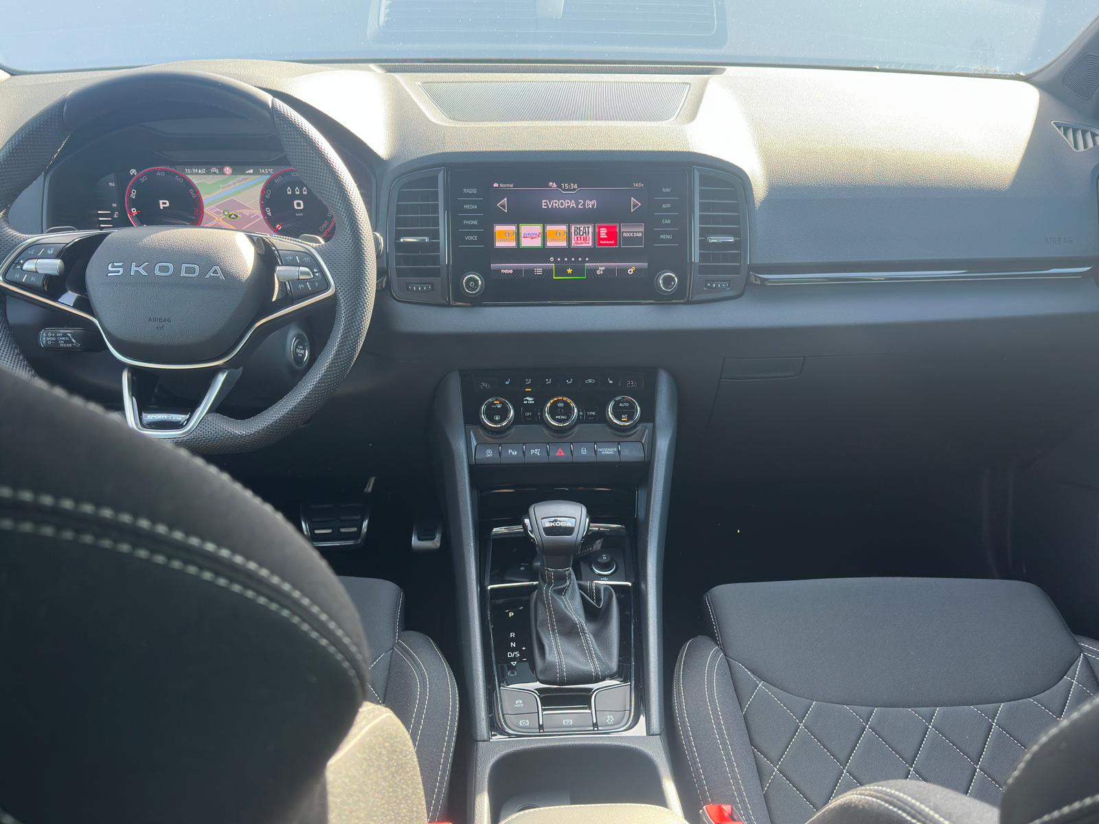 SKODA Karoq 1.5 TSI SportLine DSG-image-9