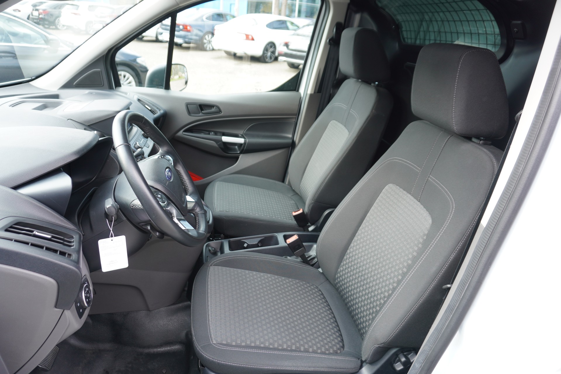 FORD Transit Connect Van T230 1.5 EcoBlue Trend Automat-image-14