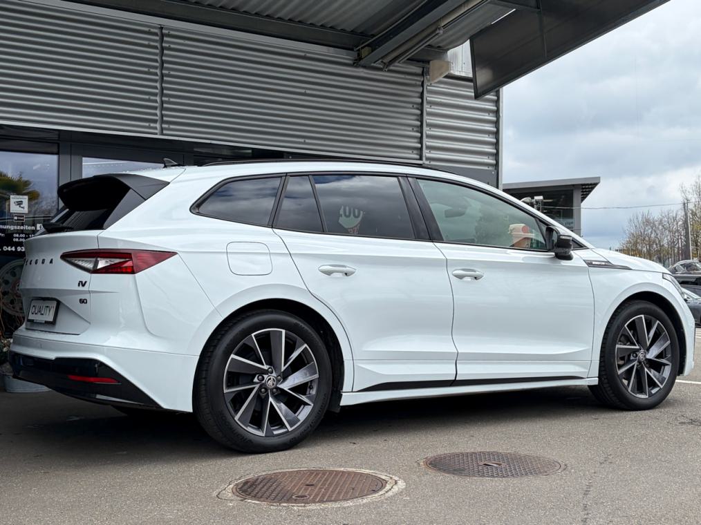 SKODA Enyaq iV 60 SportLine-image-2