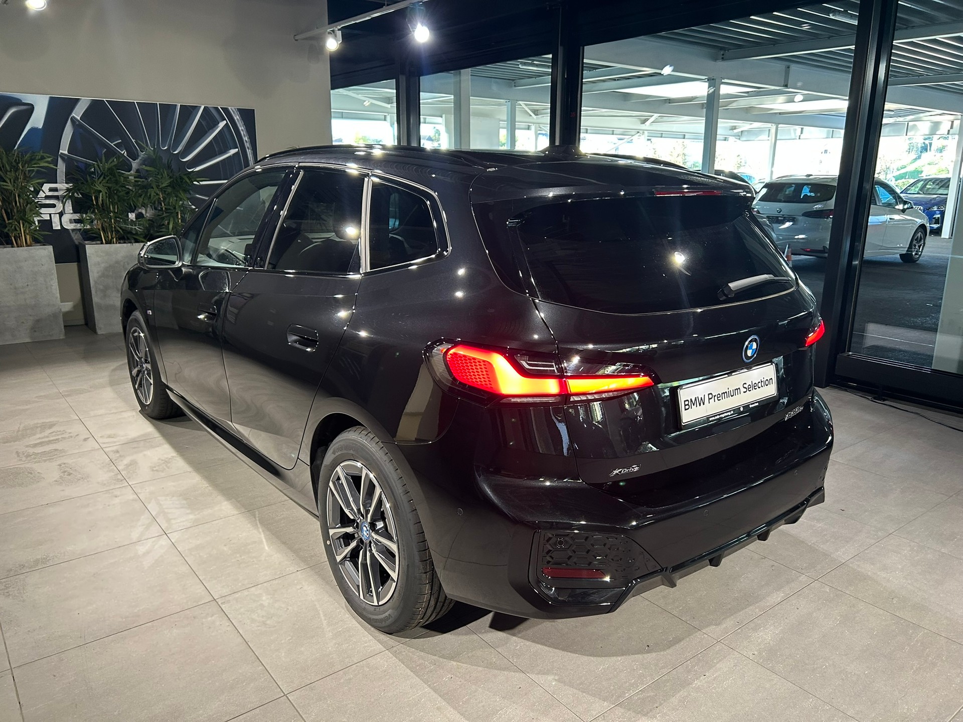 BMW 225e xDrive Active Tourer M Sport-image-8