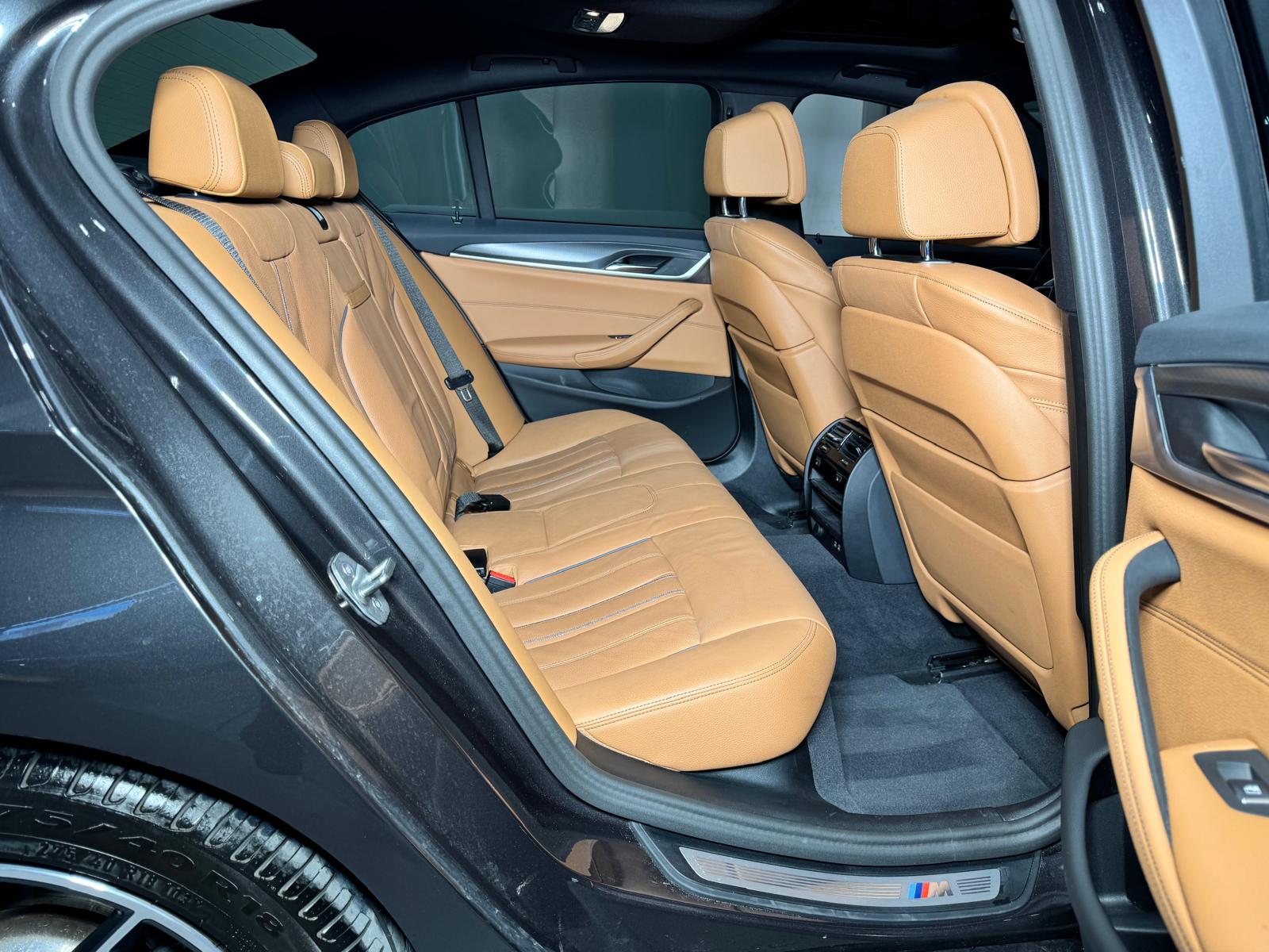 BMW 530d xDrive SAG CH FAHRZEUG-image-8