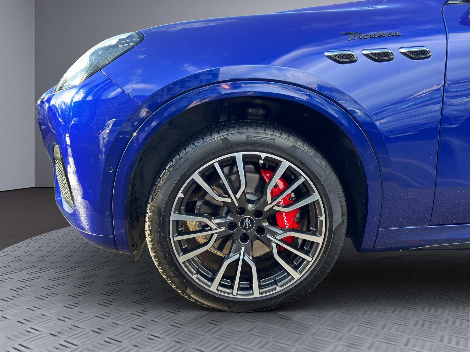 MASERATI Grecale 2.0 MHEV Modena Hybrid Automatica-image-8