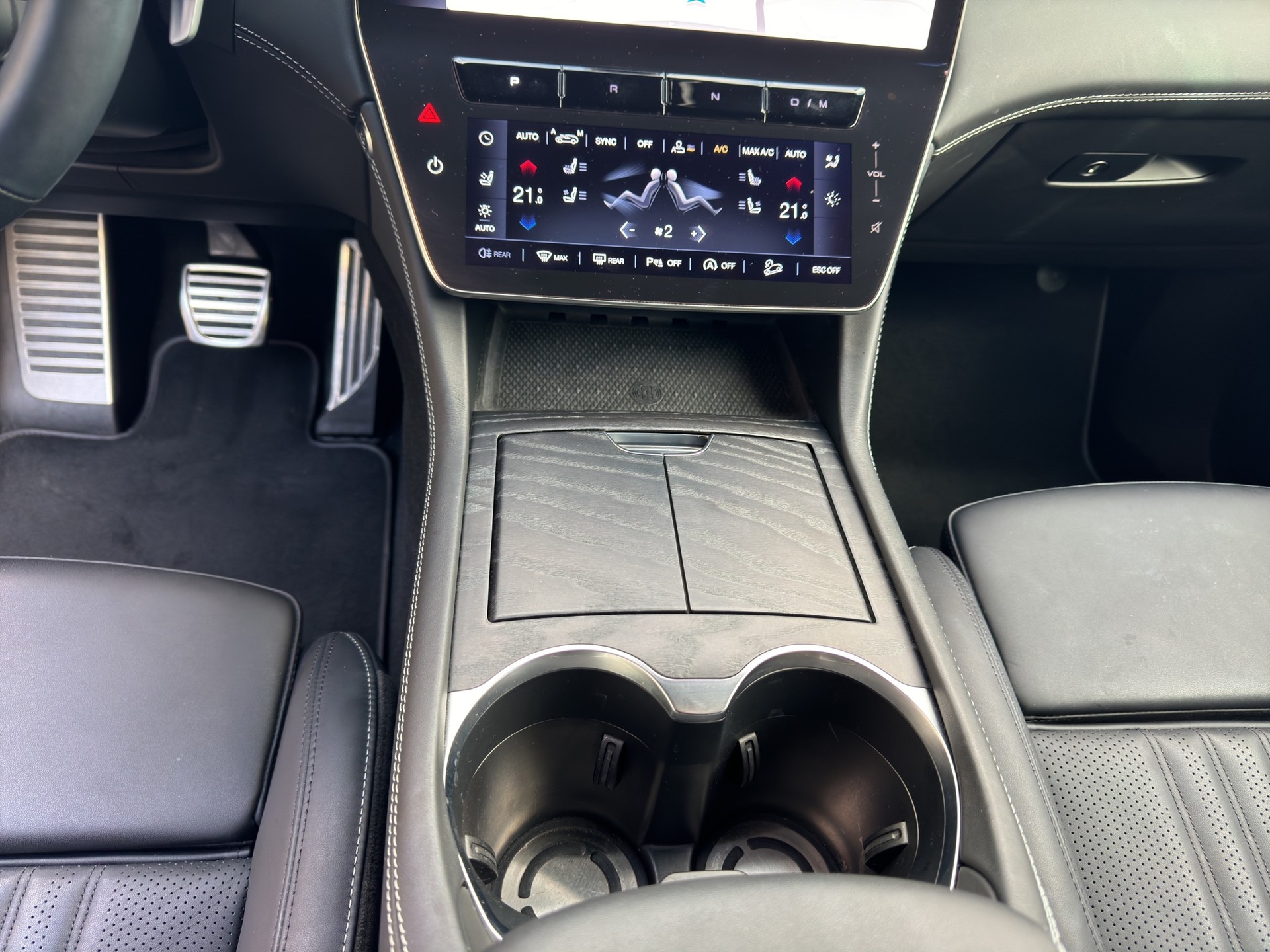 MASERATI Grecale 2.0 MHEV Modena Hybrid Automatica-image-13