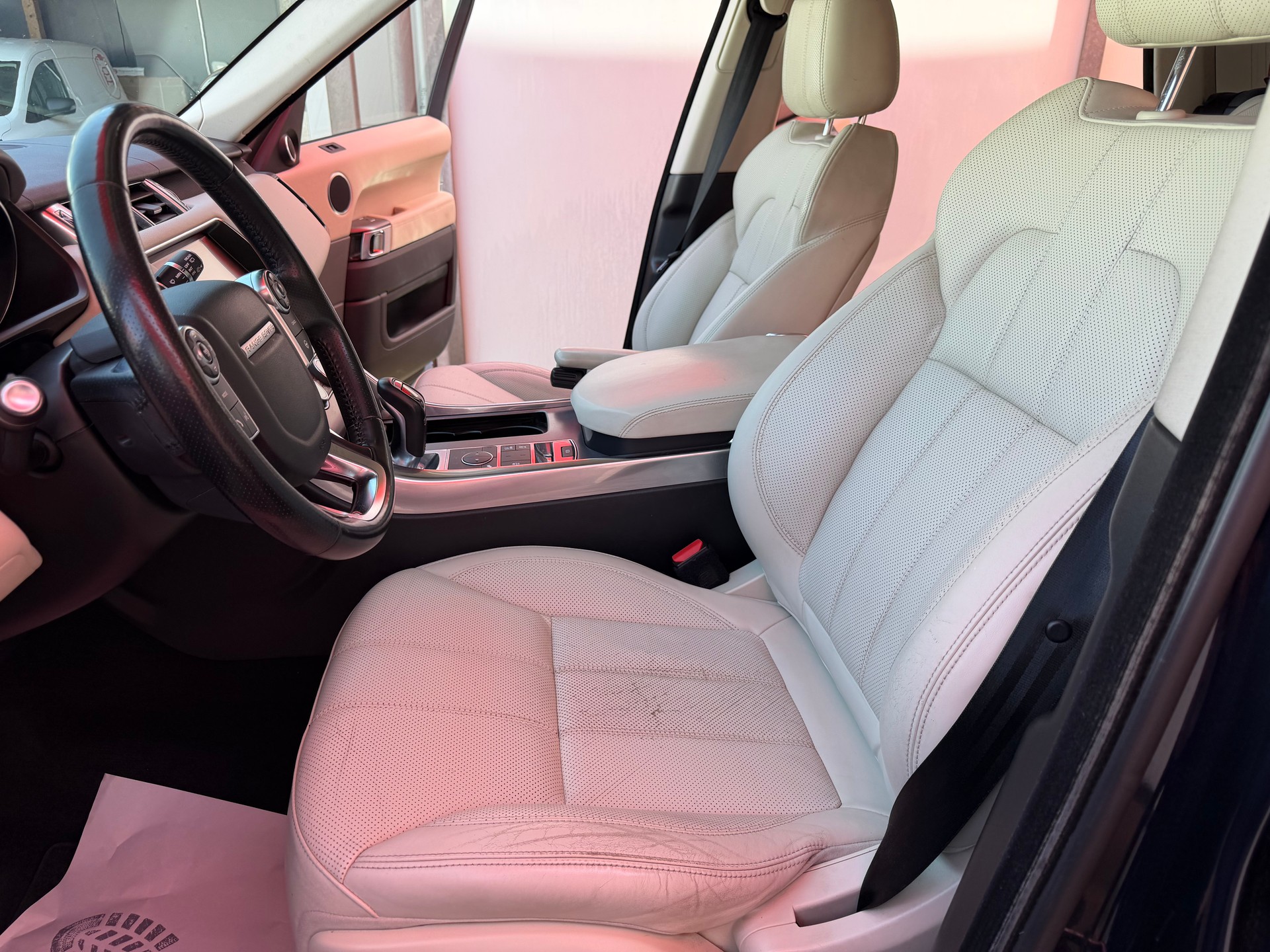 LAND ROVER Range Rover Sport 2.0SD4 HSE Automatic-image-12