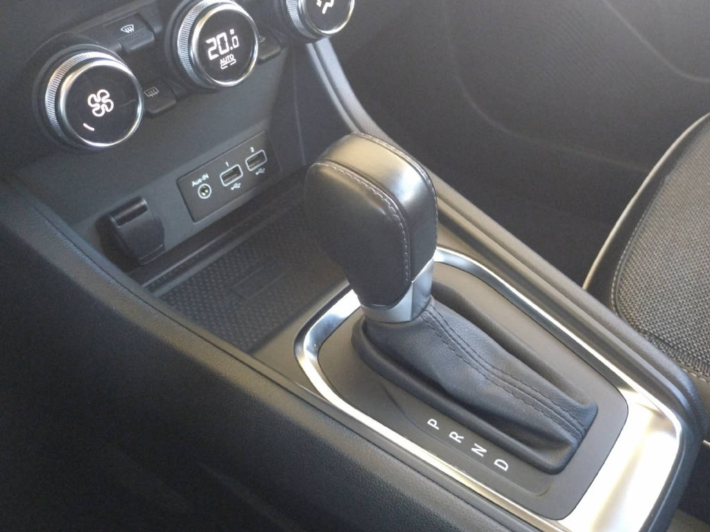 RENAULT Captur 1.3 TCe 160 Intens EDC-image-17