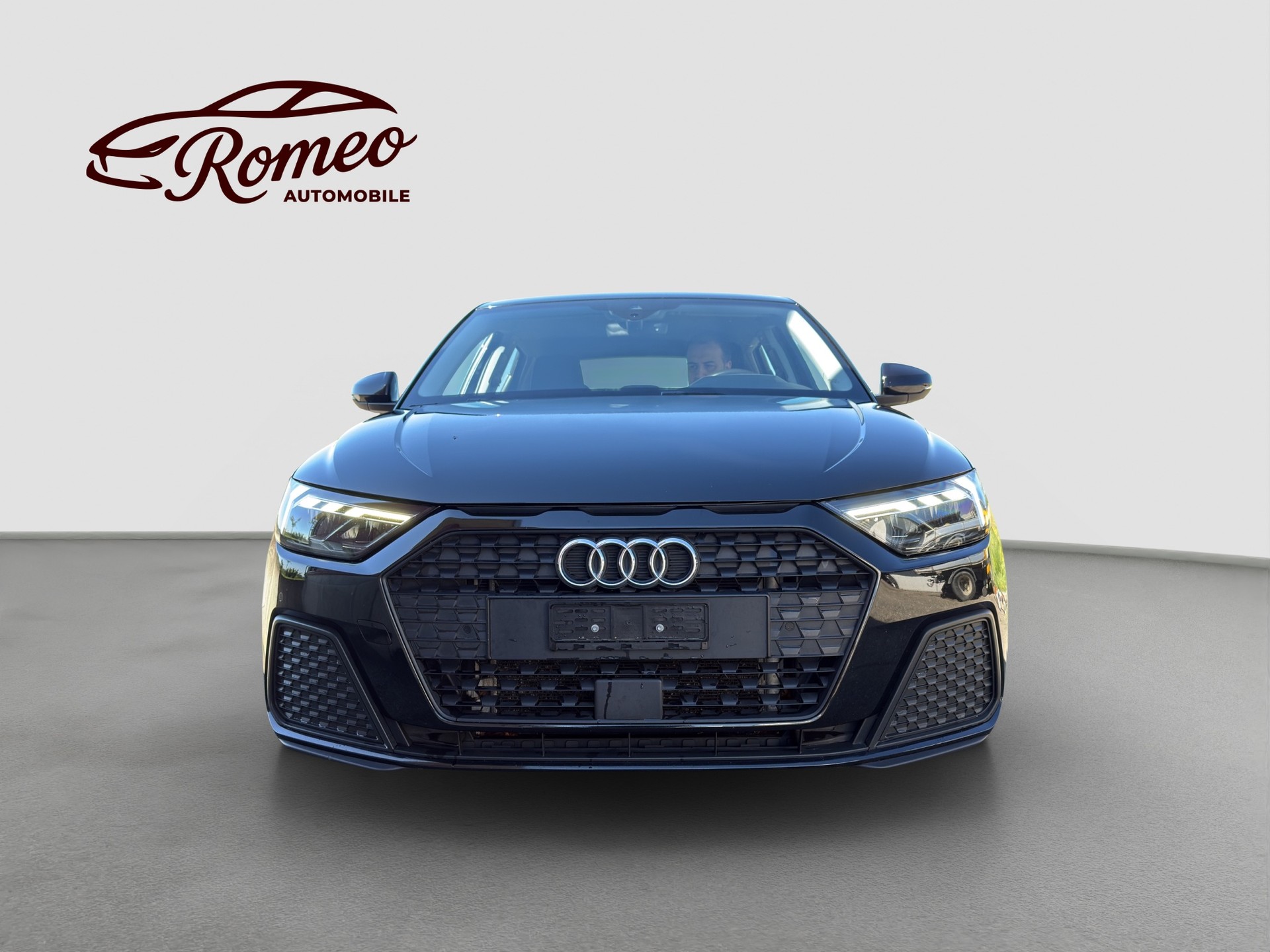 AUDI A1 Sportback 1.5 35 TFSI S-tronic ** Frisch ab MFK und Service ** CH Fhz ** 1. Hand **-image-6