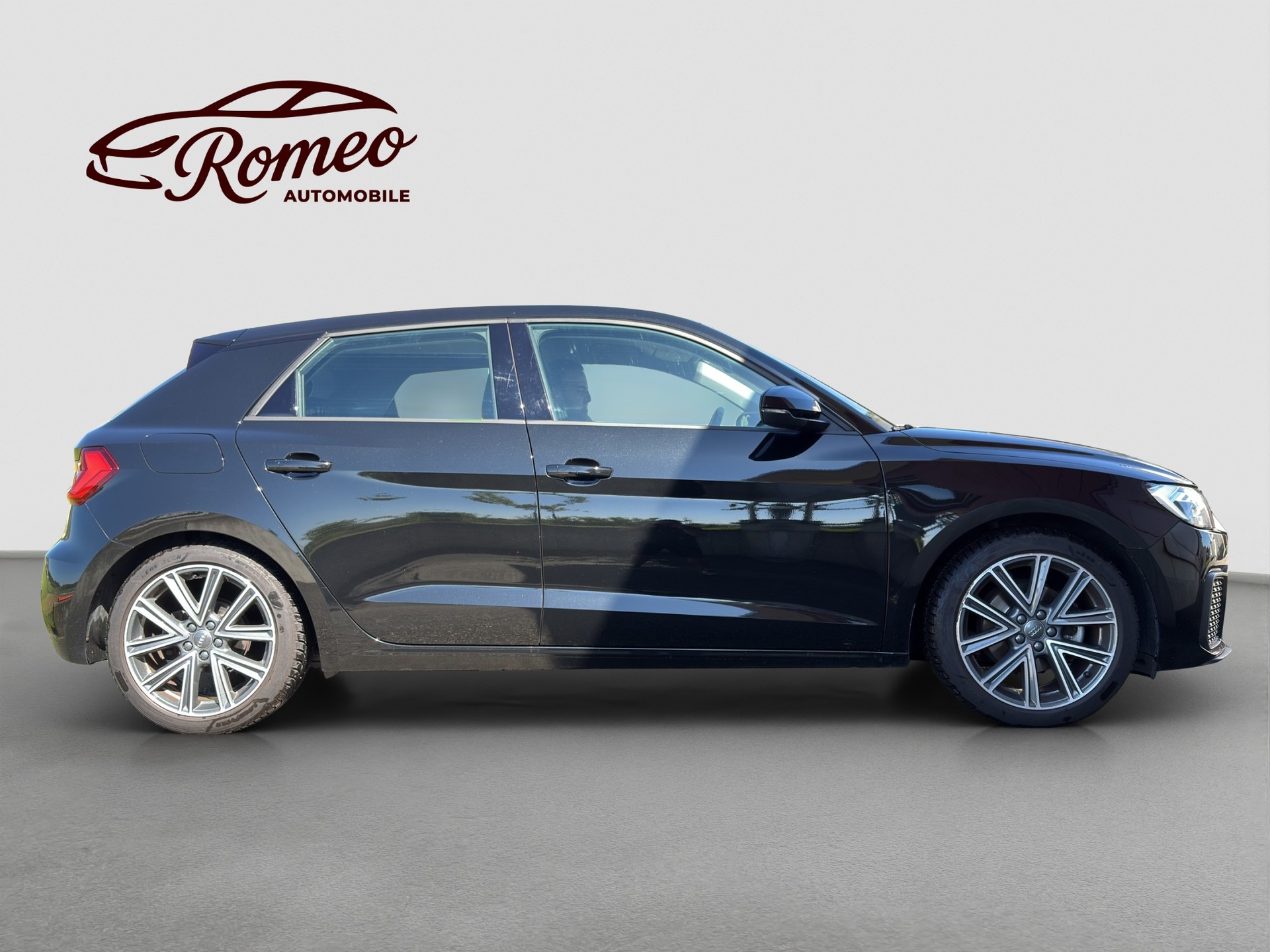 AUDI A1 Sportback 1.5 35 TFSI S-tronic ** Frisch ab MFK und Service ** CH Fhz ** 1. Hand **-image-5