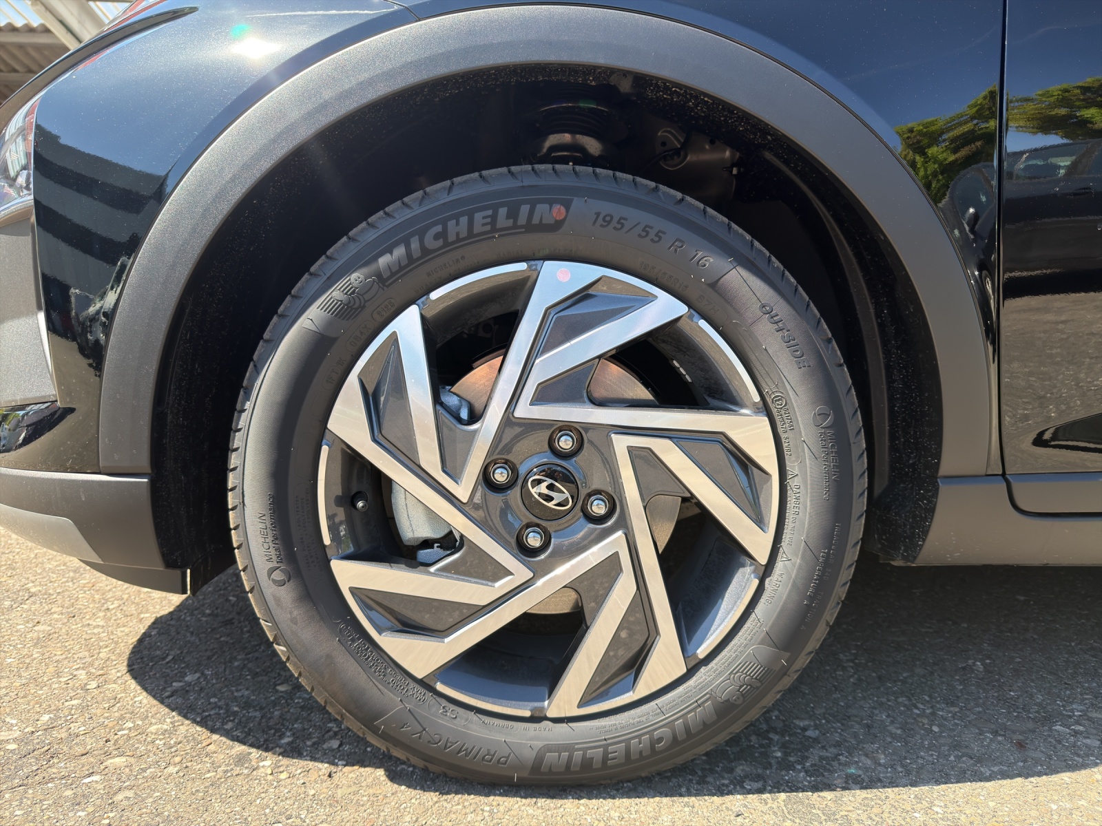 HYUNDAI Bayon 1.0 T-GDi Amplia DCT-image-14
