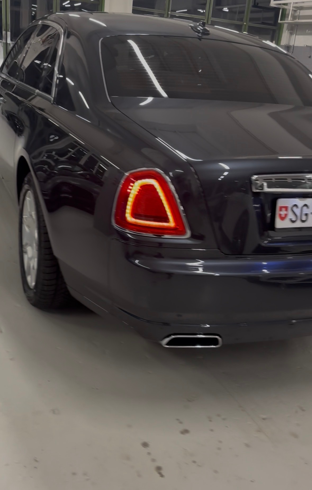 ROLLS-ROYCE Ghost 6.6 V12-image-2