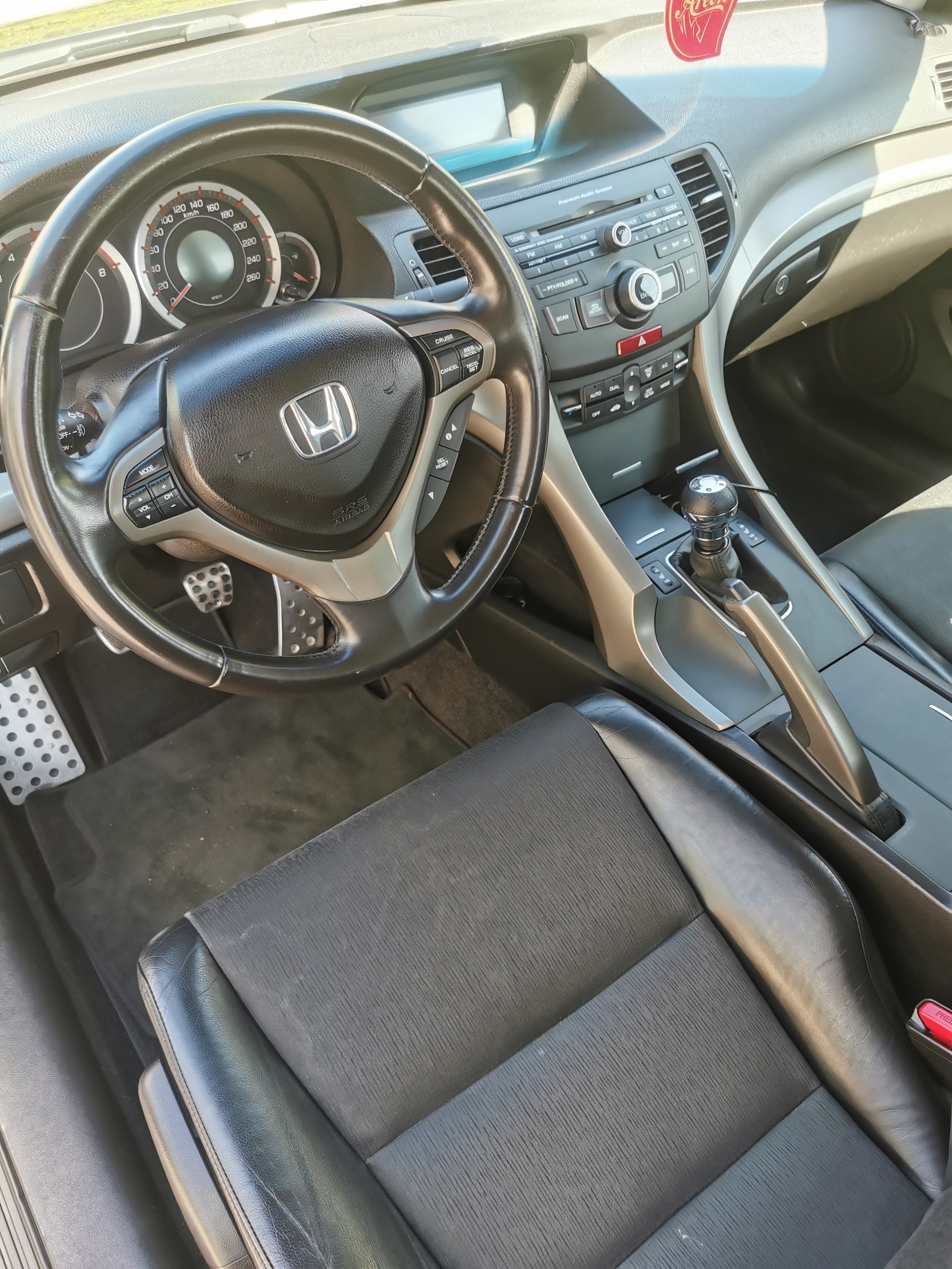 HONDA Accord 2.4i 16V Executive-Plus-image-11