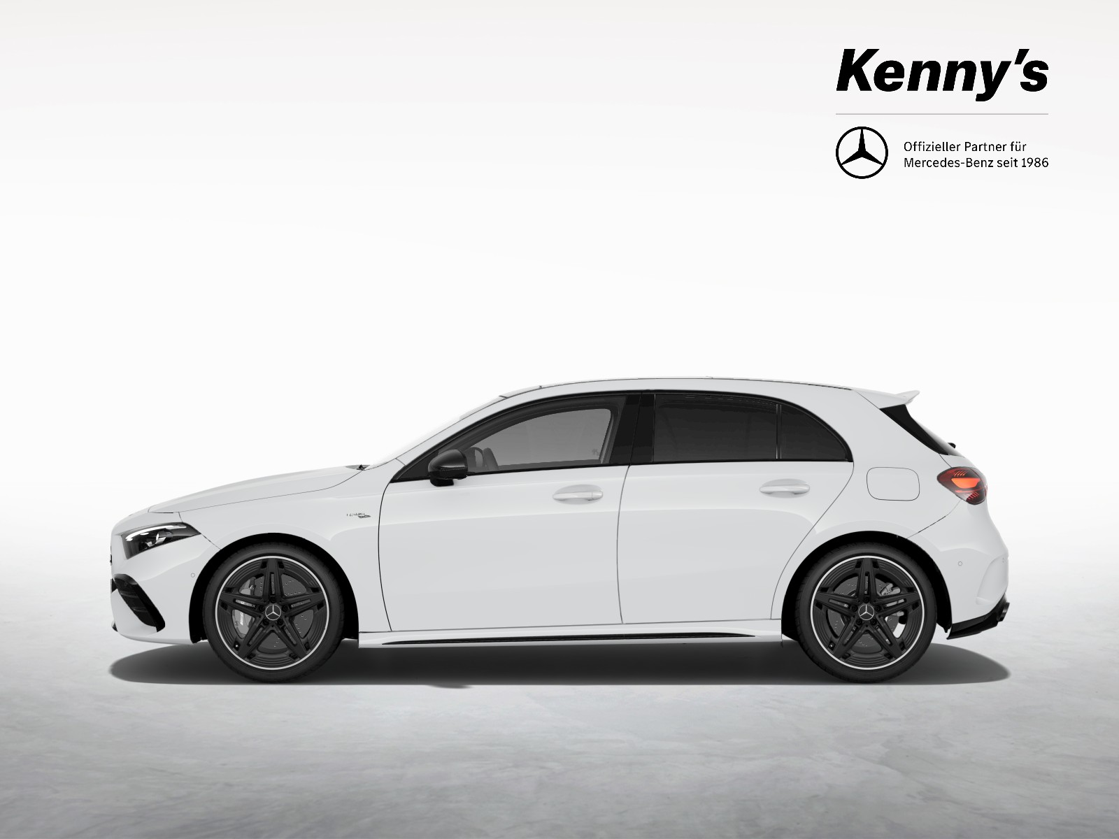 MERCEDES-BENZ A 35 AMG 4MATIC-image-2
