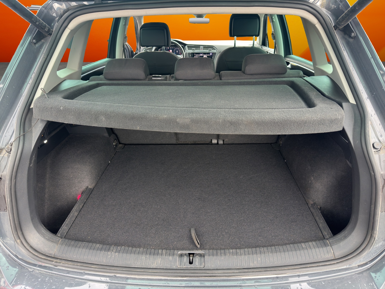 VW Tiguan 2.0 TDI SCR Elegance 4Motion DSG *** Garantie 5 ans / 150'000 Km ***-image-12