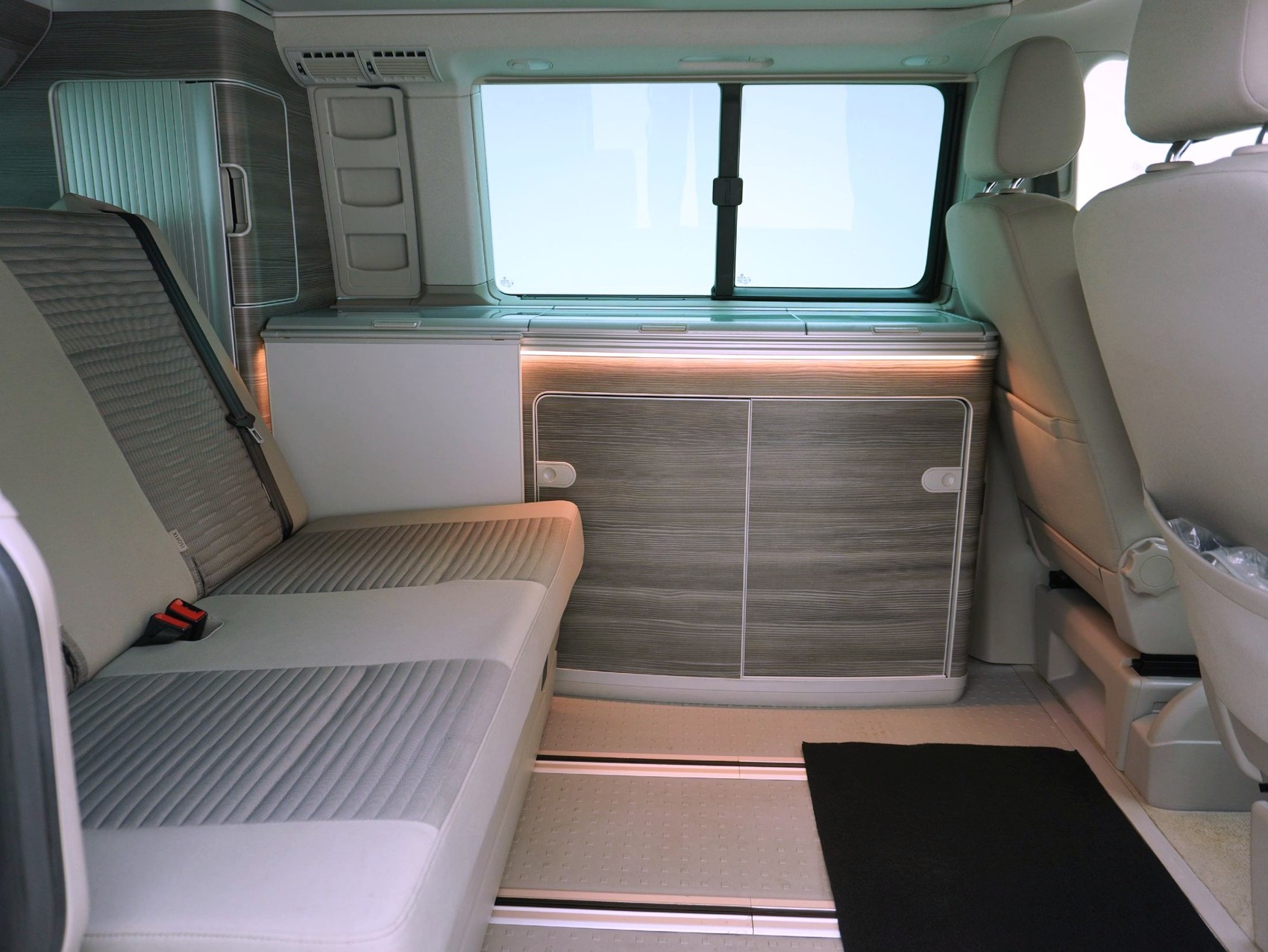 VW T6 California 3000 2.0 TDI DSG Ocean Liberty-image-13