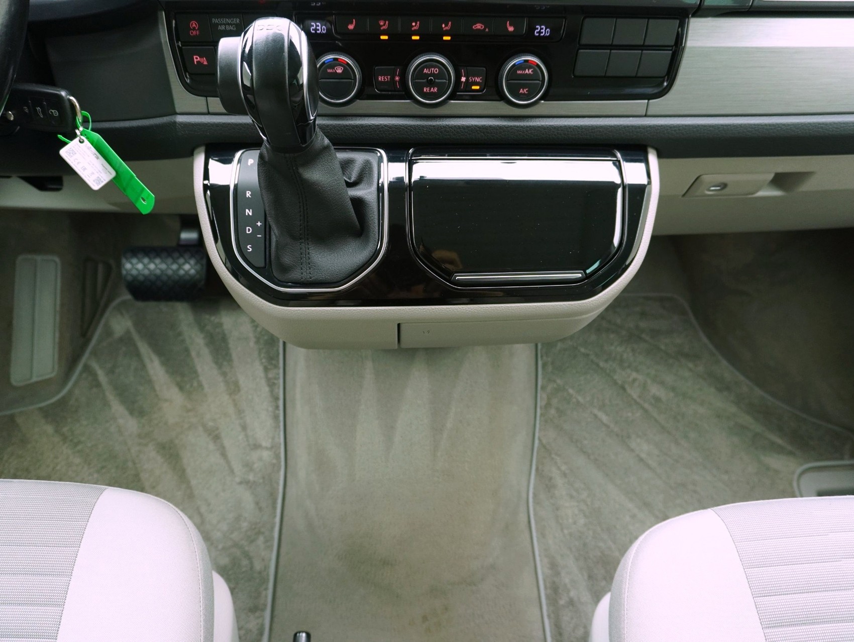 VW T6 California 3000 2.0 TDI DSG Ocean Liberty-image-18