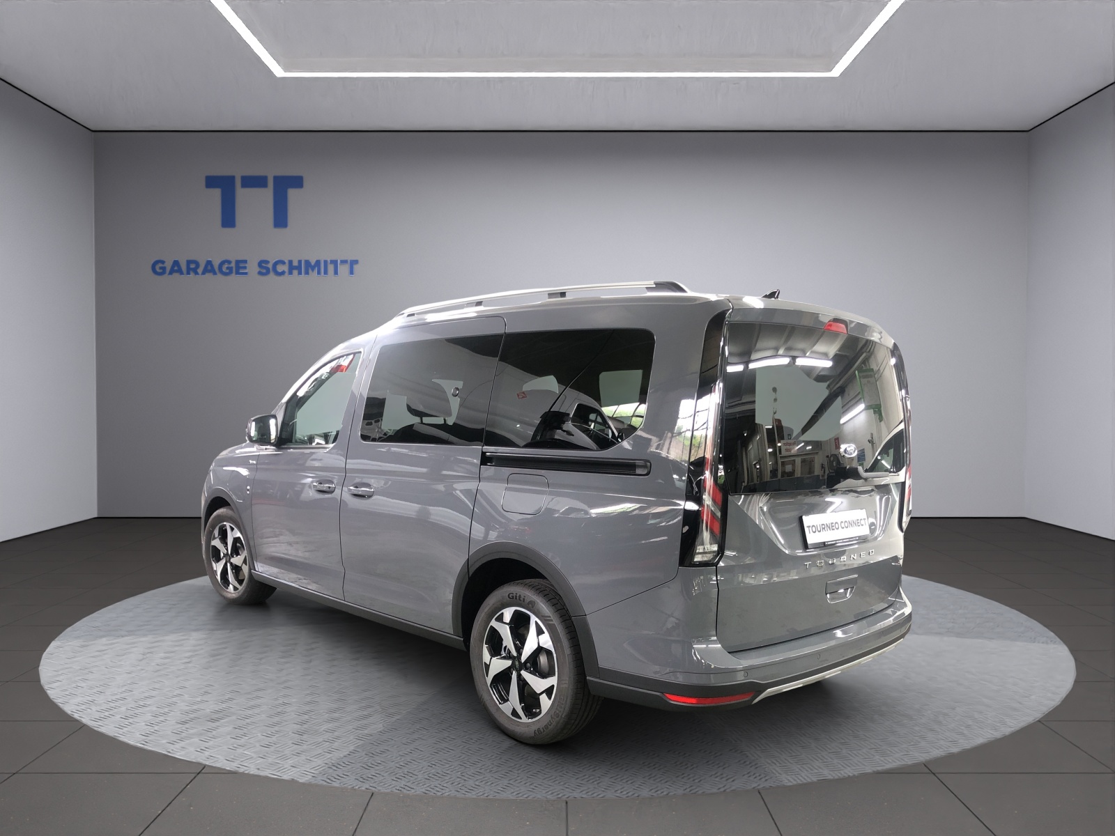FORD TOURNEO CONNECT Grand 1.5 EcoB-image-1